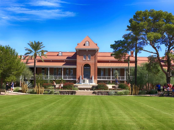 photo of UArizona campus 