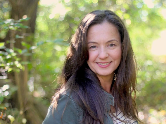 Jennifer Verdolin Headshot