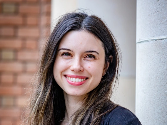 Ruth Holladay Headshot