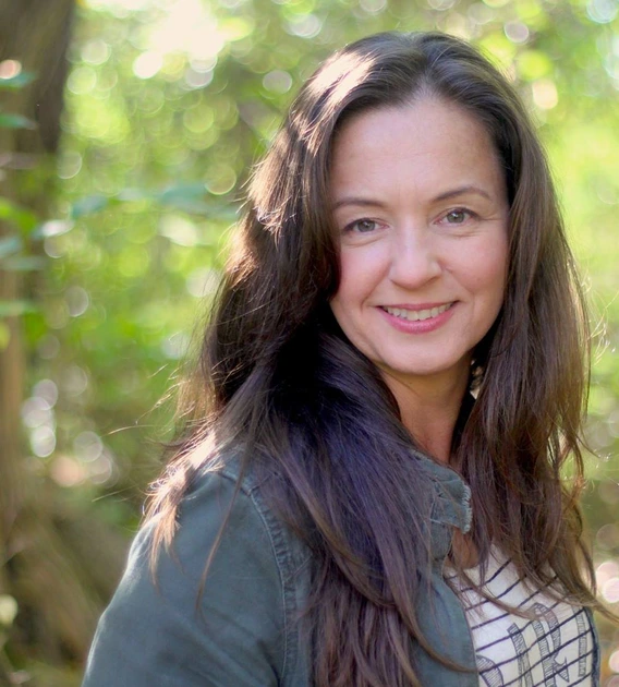 Jennifer Verdolin Headshot