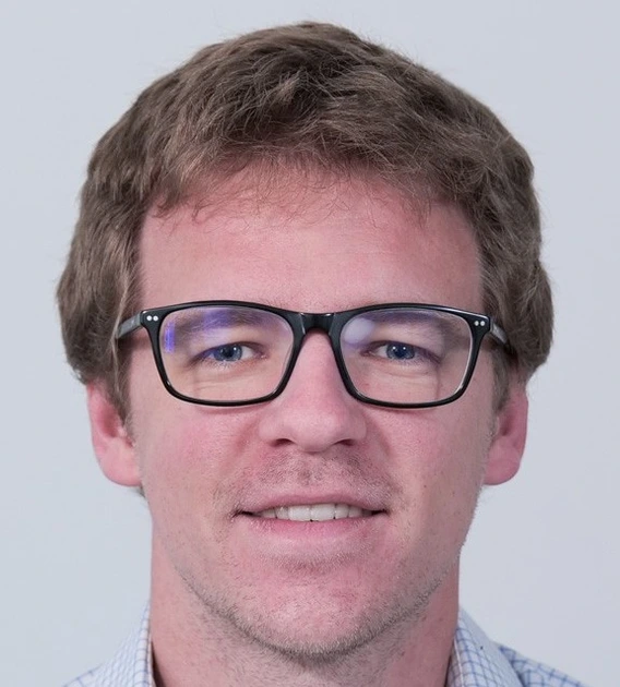 Jesse Alston Headshot